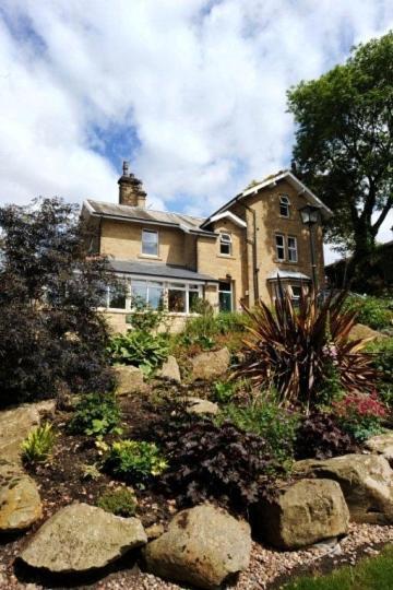 Chinthurst Guest House Skipton Ngoại thất bức ảnh